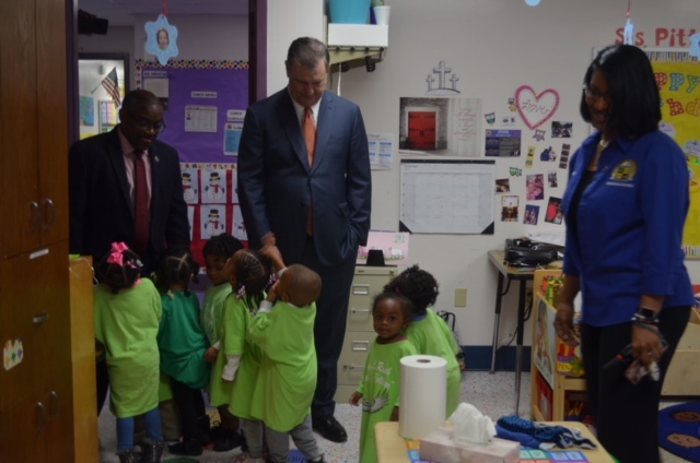 Visit From Mayor Mike Rawlings 15 20180115 1204380335