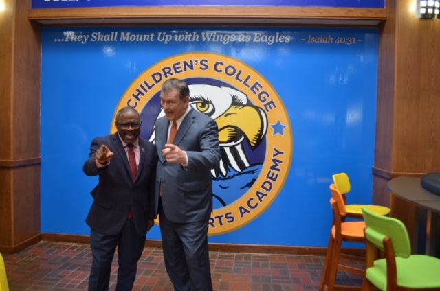 Visit From Mayor Mike Rawlings 5 20180115 2081981091